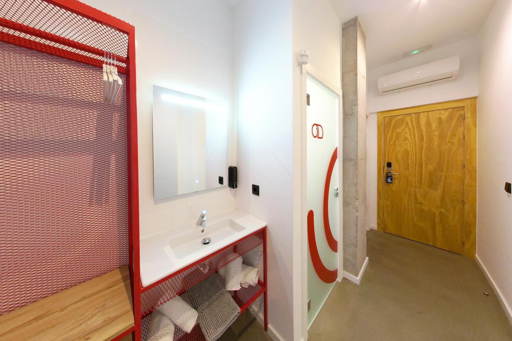 Konk Hostel La Manga del Mar Menor Pokoj fotografie